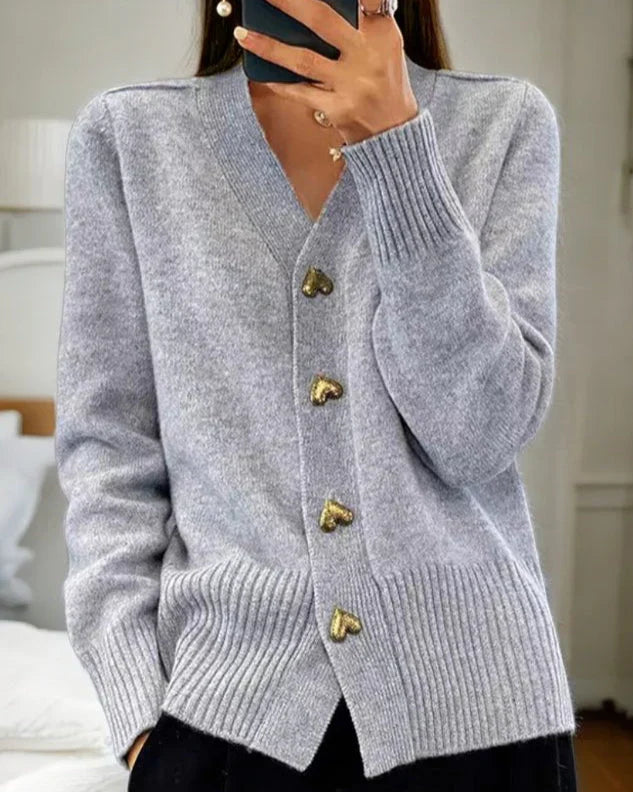 Heart-shaped button cardigan